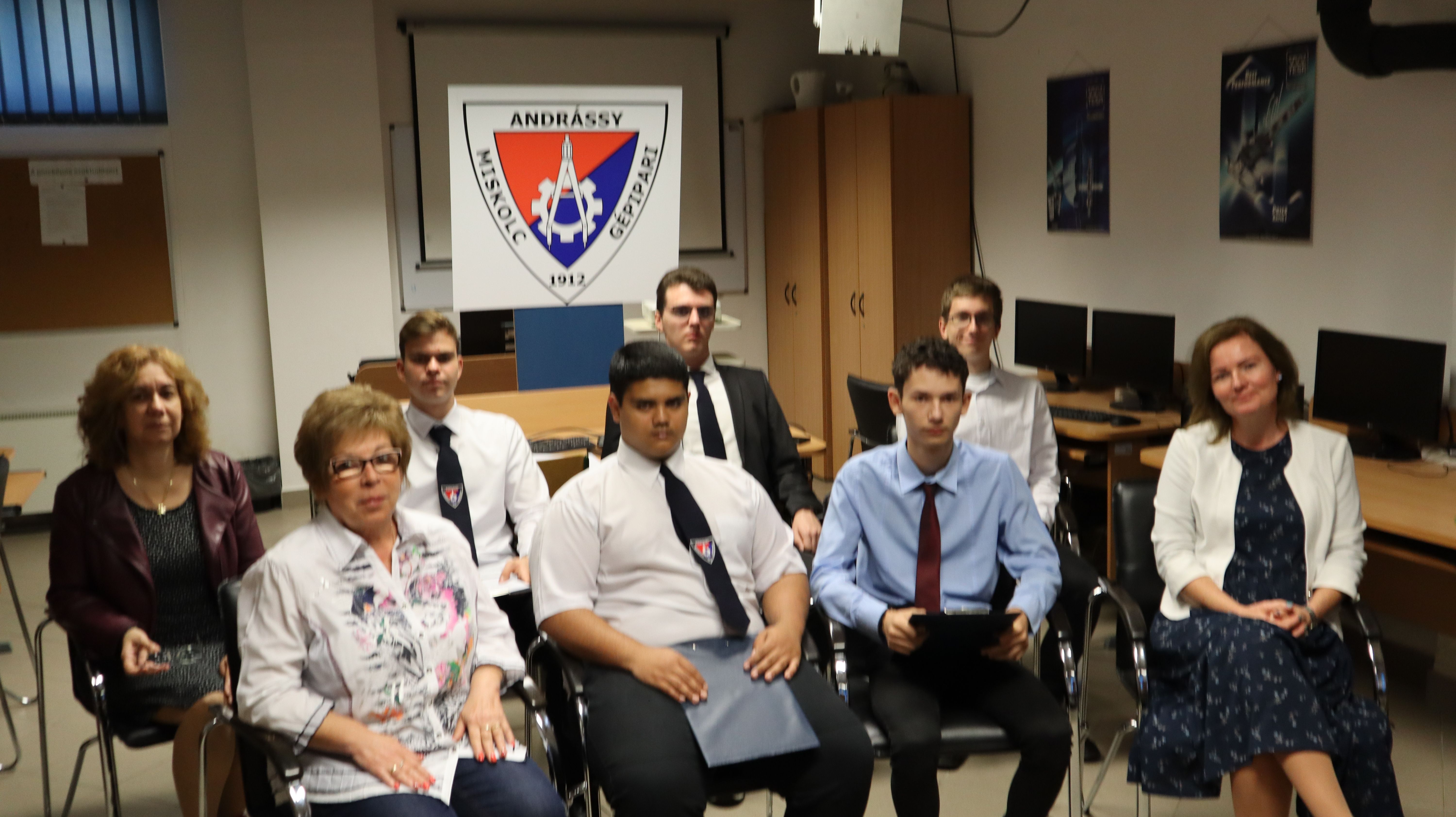 Versfolyam | Hírek | Miskolci SZC Andrássy Gyula Gépipari Technikum | EDIR