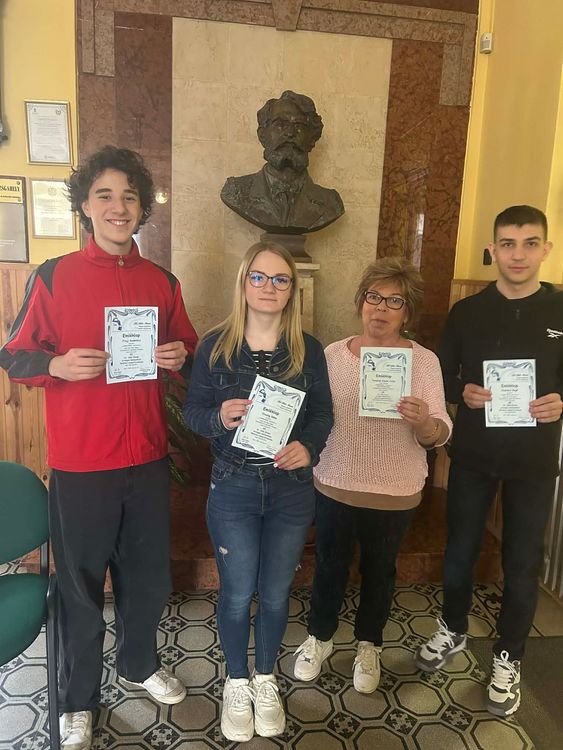 Dr. Sille István 25. országos középiskolai illemtani csapatverseny